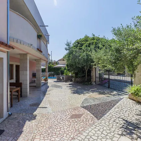 Romantika-1 By Interhome * Rovinj