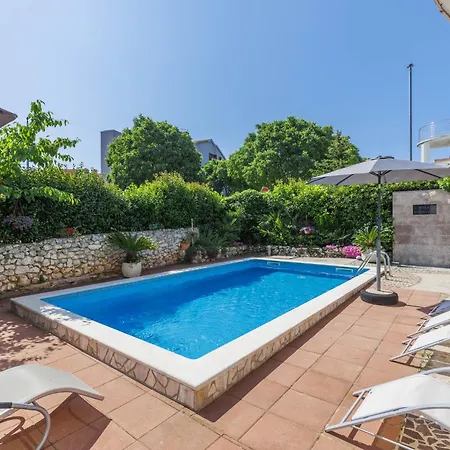 Romantika-1 By Interhome