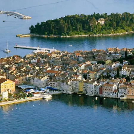 Appartement Romantika-1 By Interhome