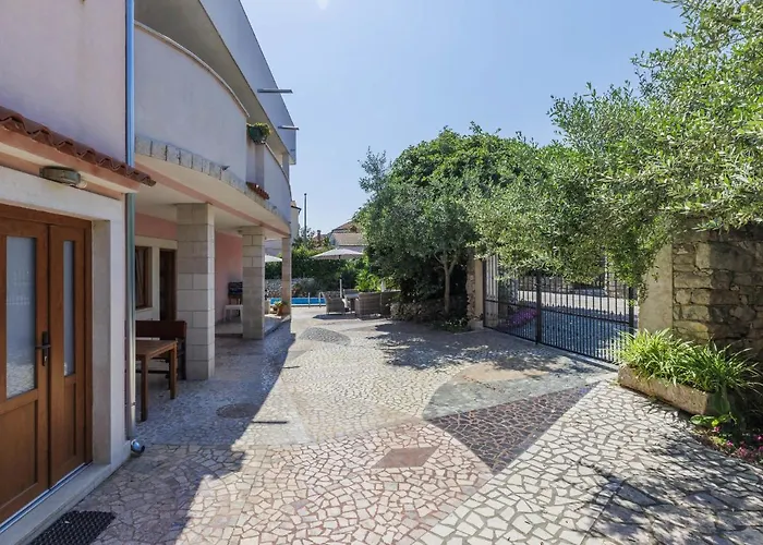 Romantika-1 By Interhome * Rovinj